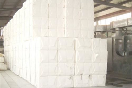 BỘT GIẤY NHẬP KHẨU TỪ MỸ: Vai Trò, Phân Loại và Tình Hình Giá Cả Trong Ngành Giấy & Bao Bì