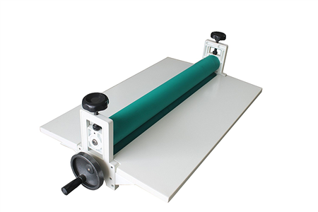 Các Kỹ Thuật Gia Công Sau In Cho Bao Bì Giấy (Cán Màng, Ép Kim, UV)