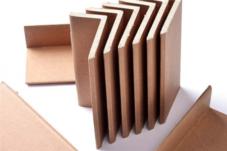 Thanh Nẹp Góc Giấy (V-Board): "Vệ Sĩ" Đắc Lực Bảo Vệ Hàng Hóa Trong Vận Chuyển Logistics